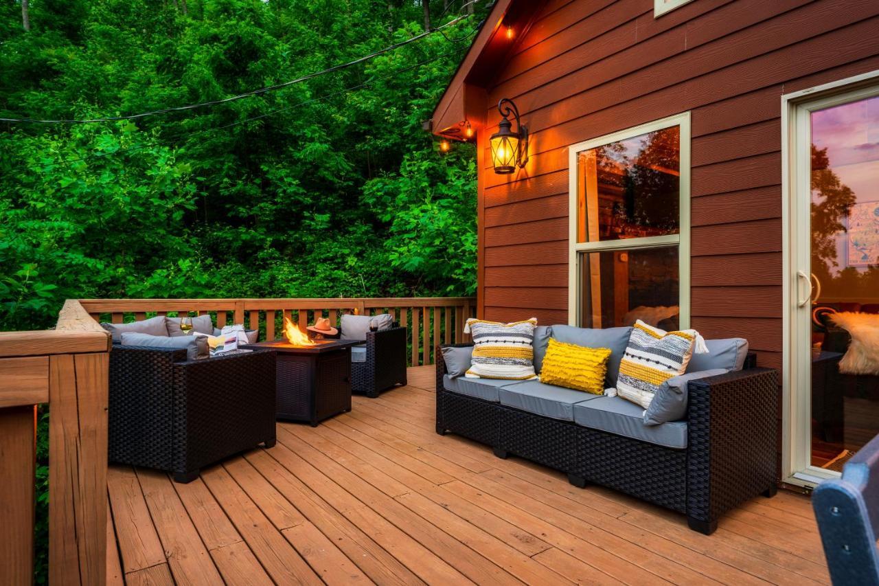 Mountainside - New Luxury Cabin-Fire Table-Hot Tub-3 Pools-Ps5-Bears Gatlinburg Dış mekan fotoğraf